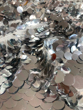 Load image into Gallery viewer, Pailettes argento taglio unico 1.3m
