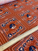 Load image into Gallery viewer, Lino stampa stile marinai terracotta : 32€/m