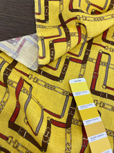 Load image into Gallery viewer, Lino fondo giallo stampa le cinture: 32€/m
