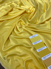 Load image into Gallery viewer, Maglia di seta gialla: 38€/m
