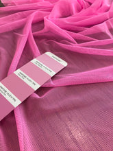 Load image into Gallery viewer, Tulle elasticizzato rosa : 14€/m
