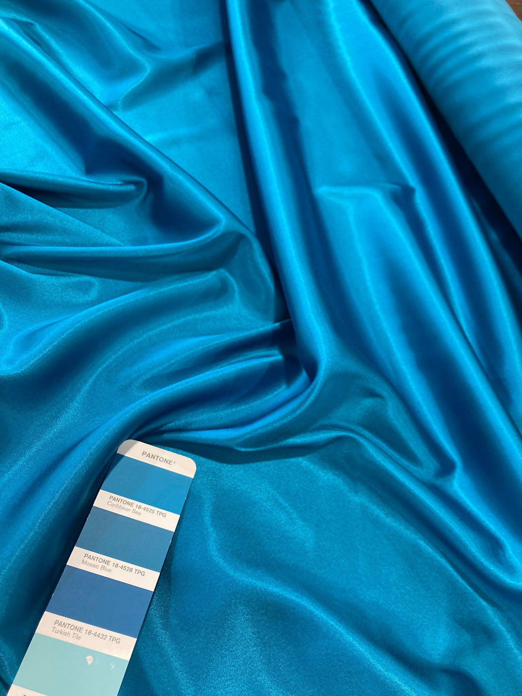 Tessuto misto azzurro : 26€/m
